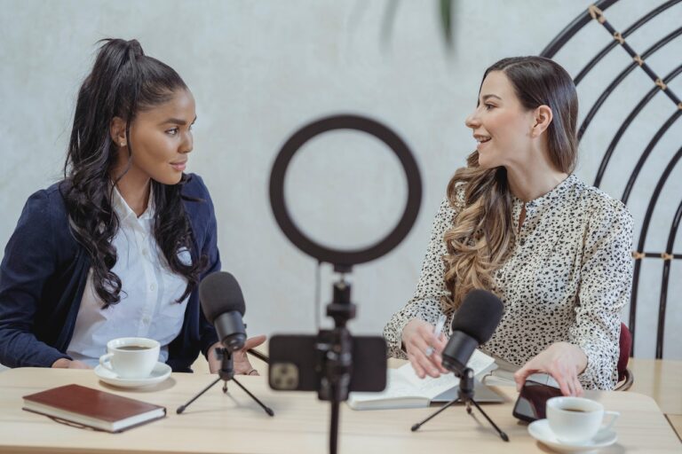 Colaborar con Influencers para Promocionar un Video Corporativo